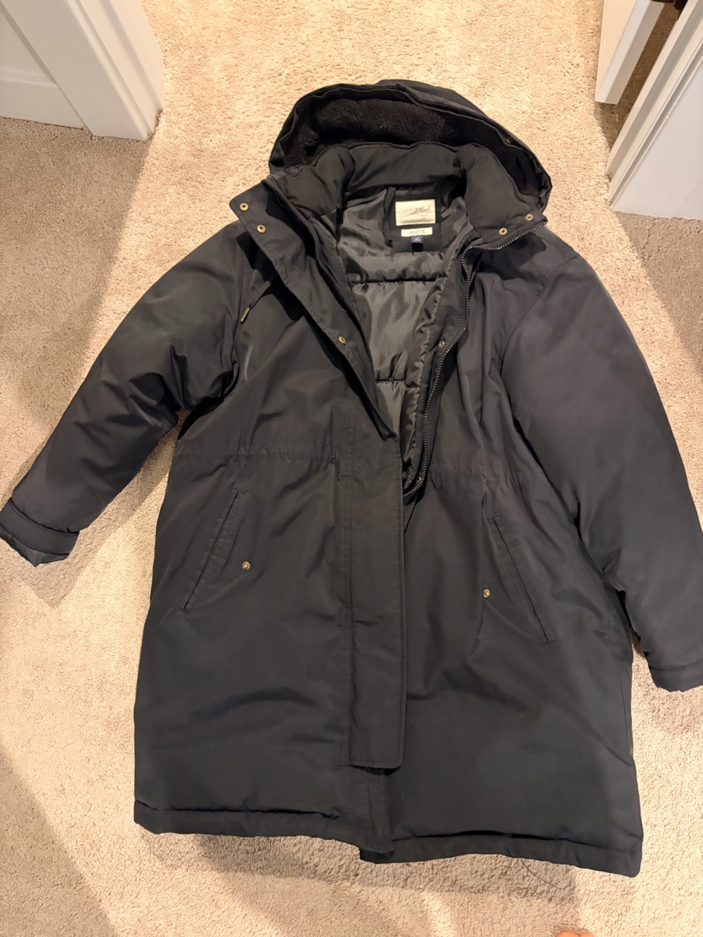 Universal Thread Men's Black Puffer Coat with Hood